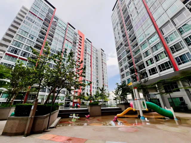 Service Apartment Next to University